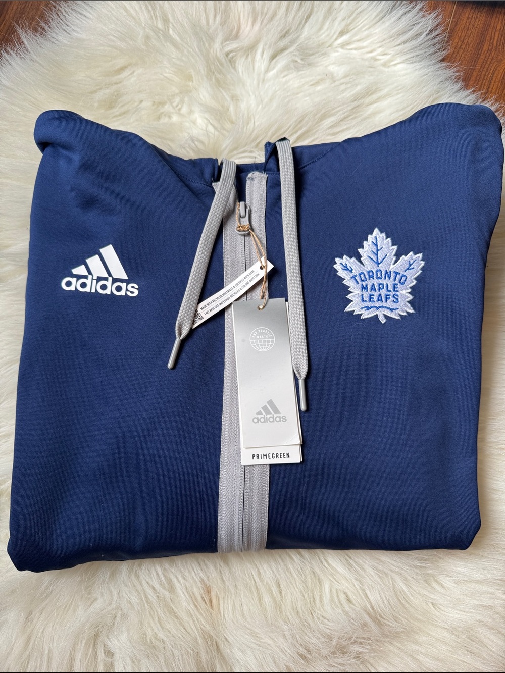 NWT adidas Navy Toronto Maple Leafs Full-Zip Hoodie with Gray Trim - Picture 2 of 5